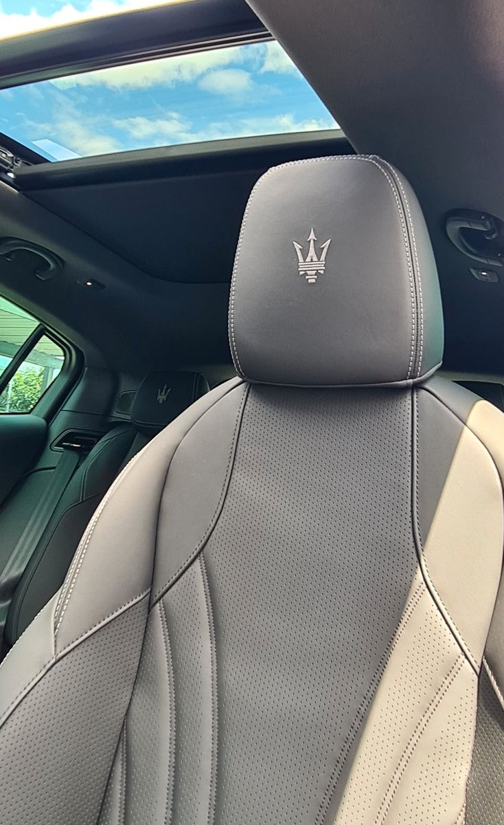 Fahrzeugabbildung Maserati Grecale Modena MY25 - WINTERPAKET