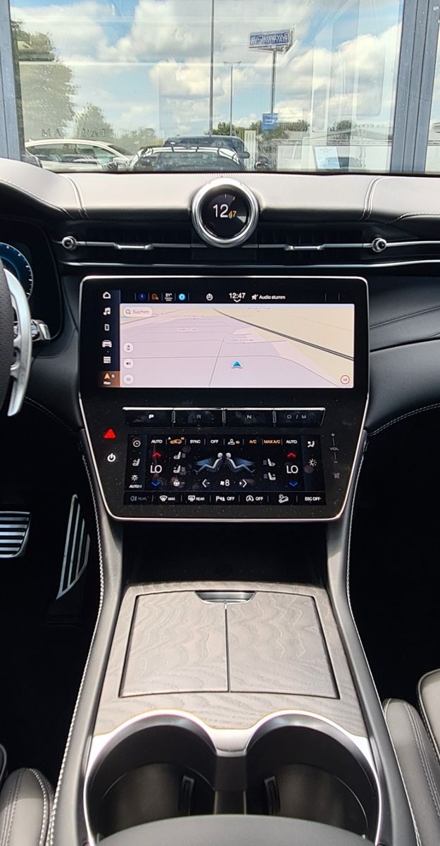 Fahrzeugabbildung Maserati Grecale Modena MY25 - WINTERPAKET