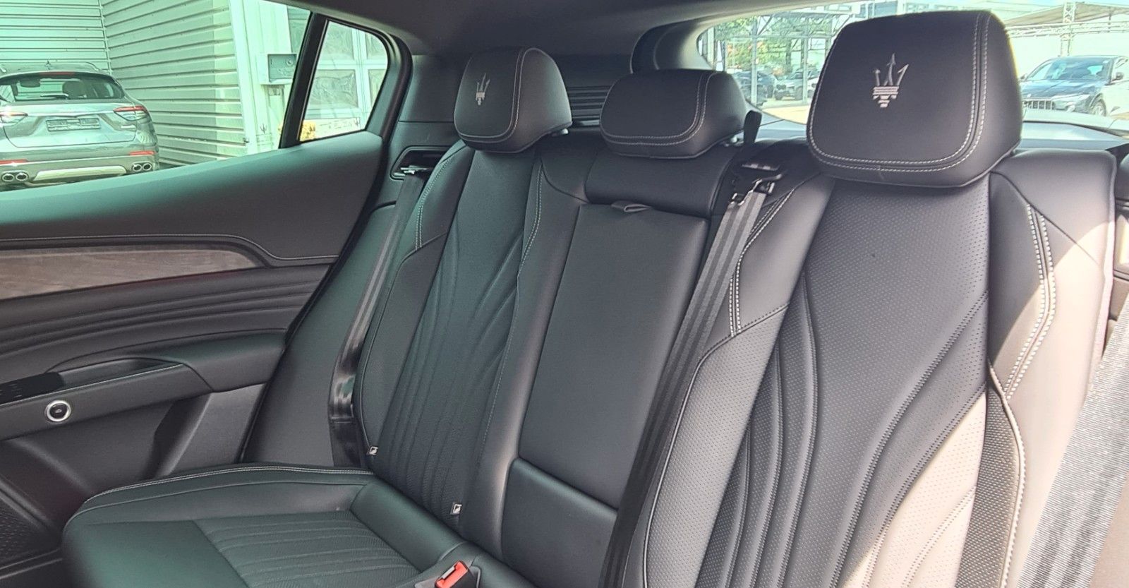 Fahrzeugabbildung Maserati Grecale Modena MY25 - WINTERPAKET