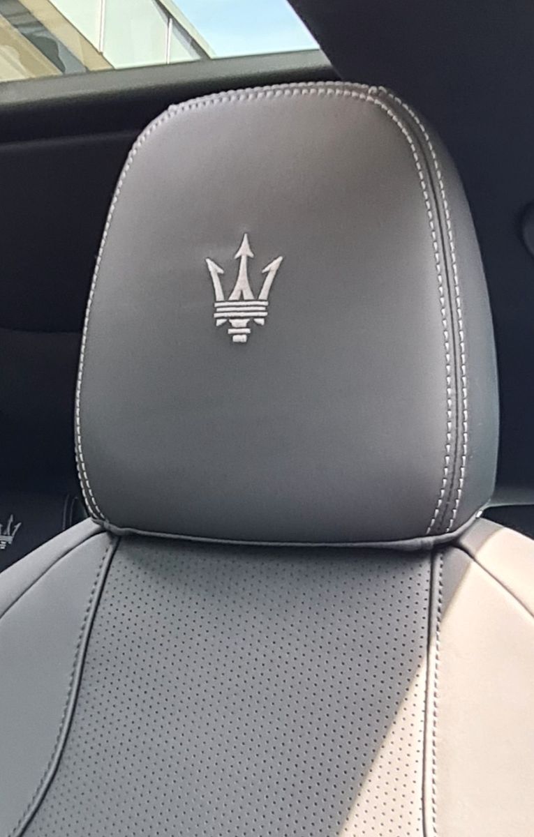 Fahrzeugabbildung Maserati Grecale Modena MY25/ Black Design-Pack