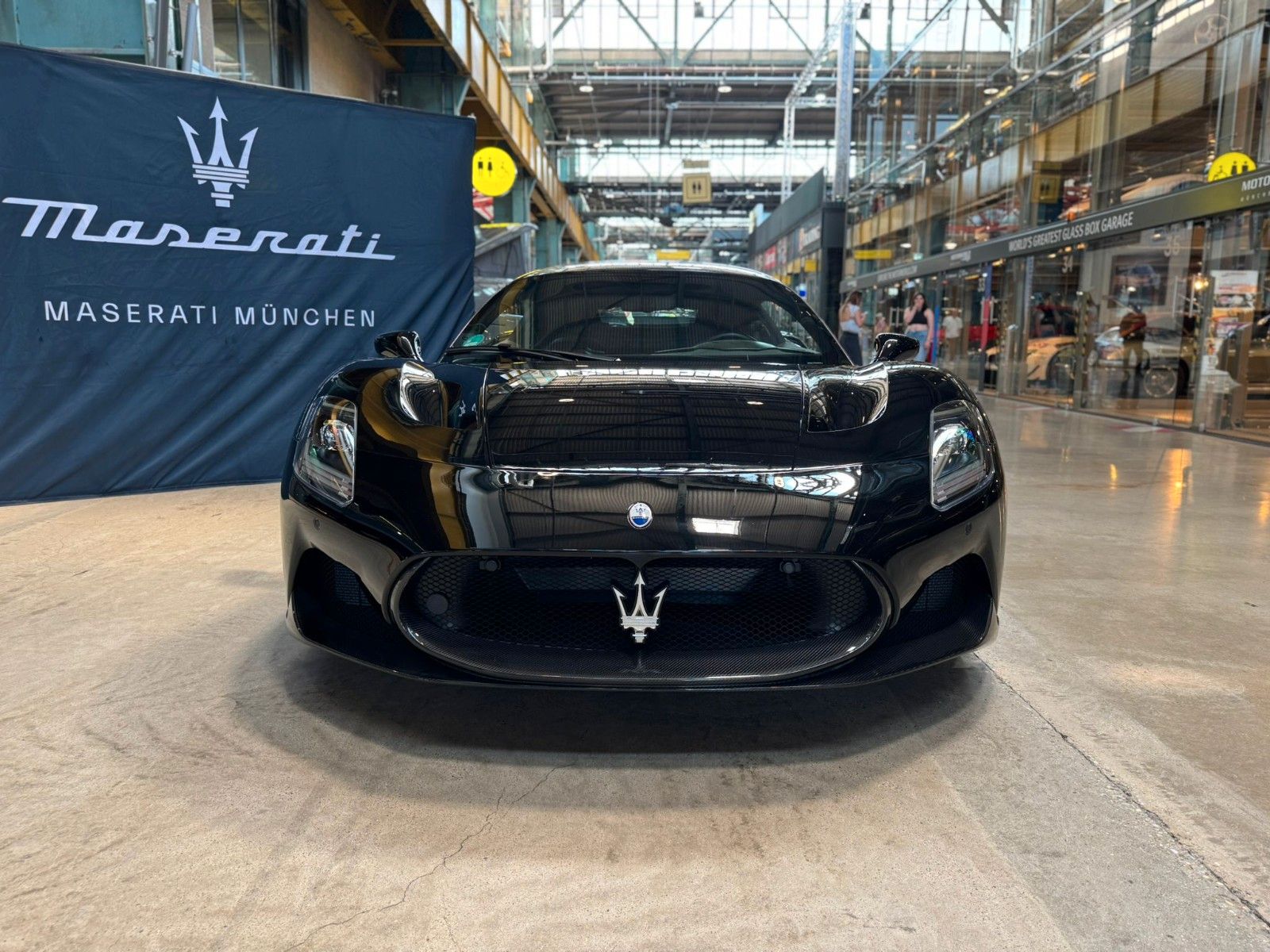 Fahrzeugabbildung Maserati MC20 Coupé/ UPE 299.900 €