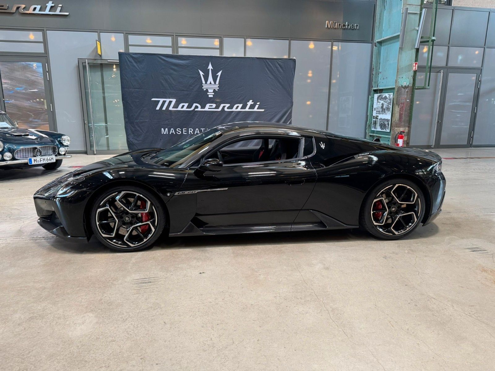 Fahrzeugabbildung Maserati MC20 Coupé/ UPE 299.900 €