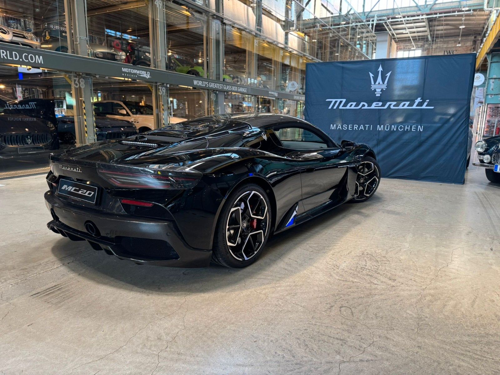 Fahrzeugabbildung Maserati MC20 Coupé/ UPE 299.900 €