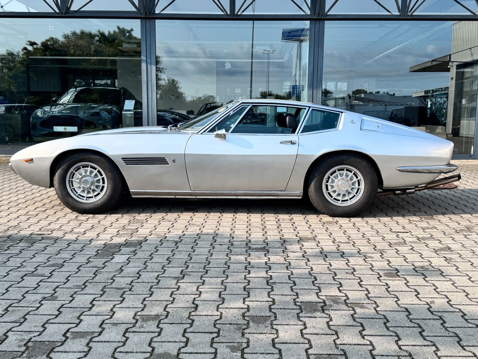 Fahrzeugabbildung Maserati Ghibli SS, Matching Numbers, EUROPAAUSFÜHRUNG