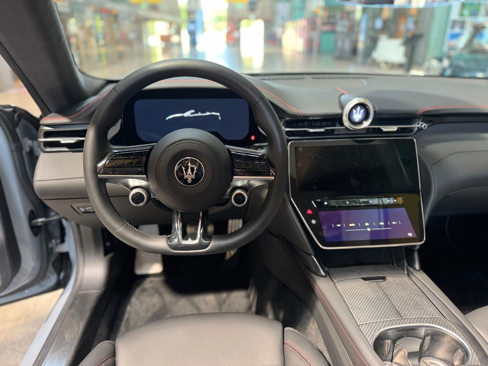Fahrzeugabbildung Maserati GranCabrio Modena AWD/ Maserati München