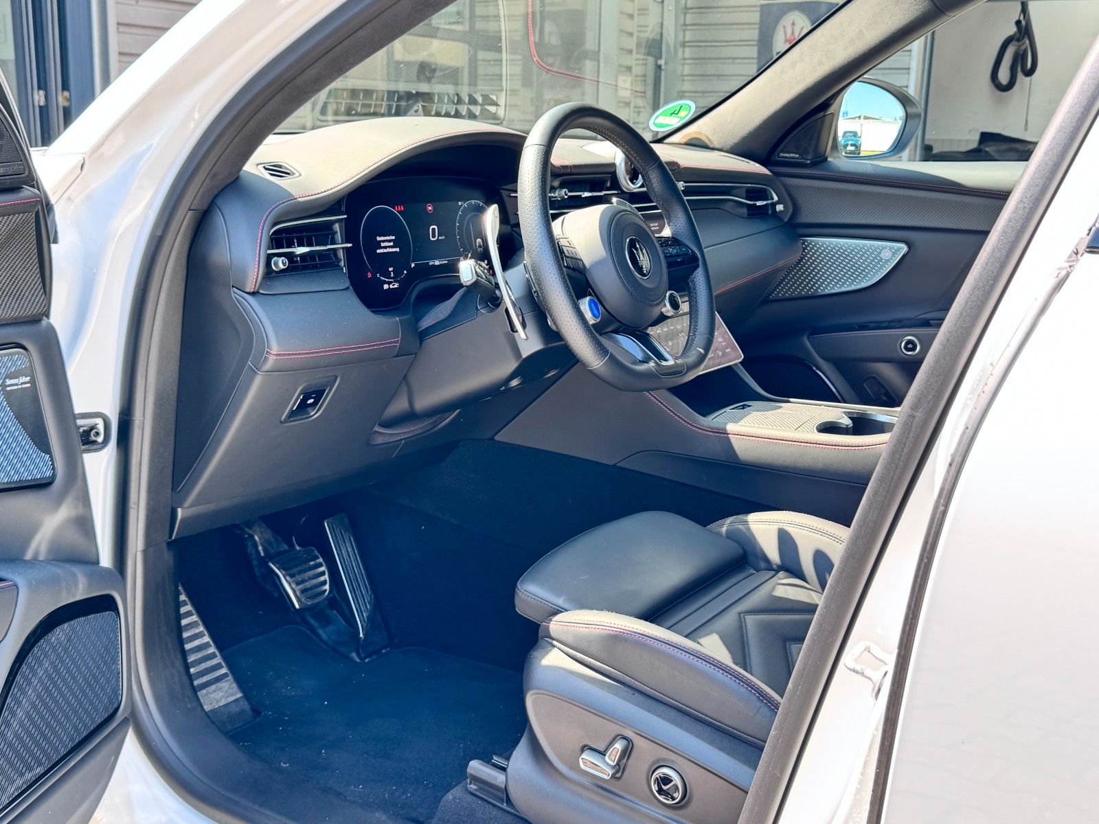 Fahrzeugabbildung Maserati Grecale Trofeo/5Jahre Garantie/ADAS+
