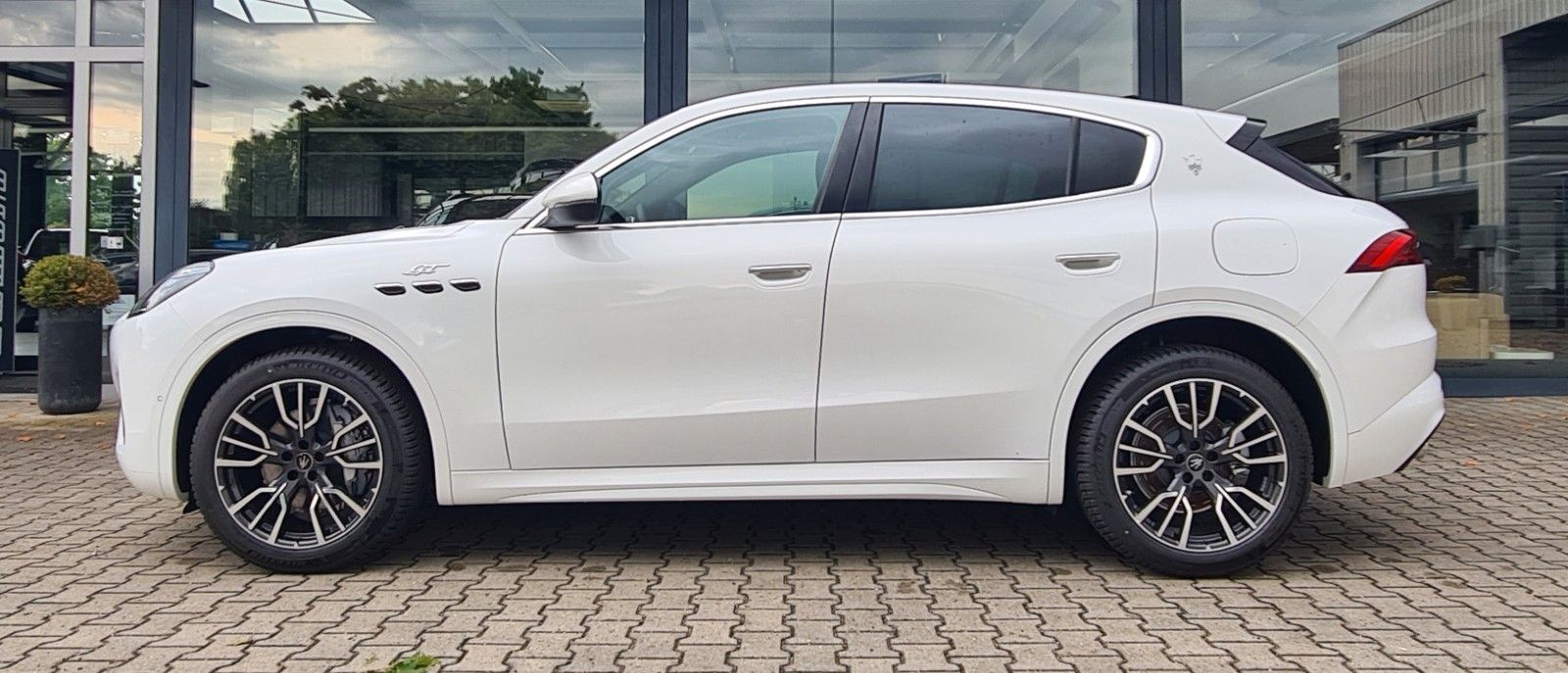 Fahrzeugabbildung Maserati Grecale GT MY2024 - DEMOABVERKAUF