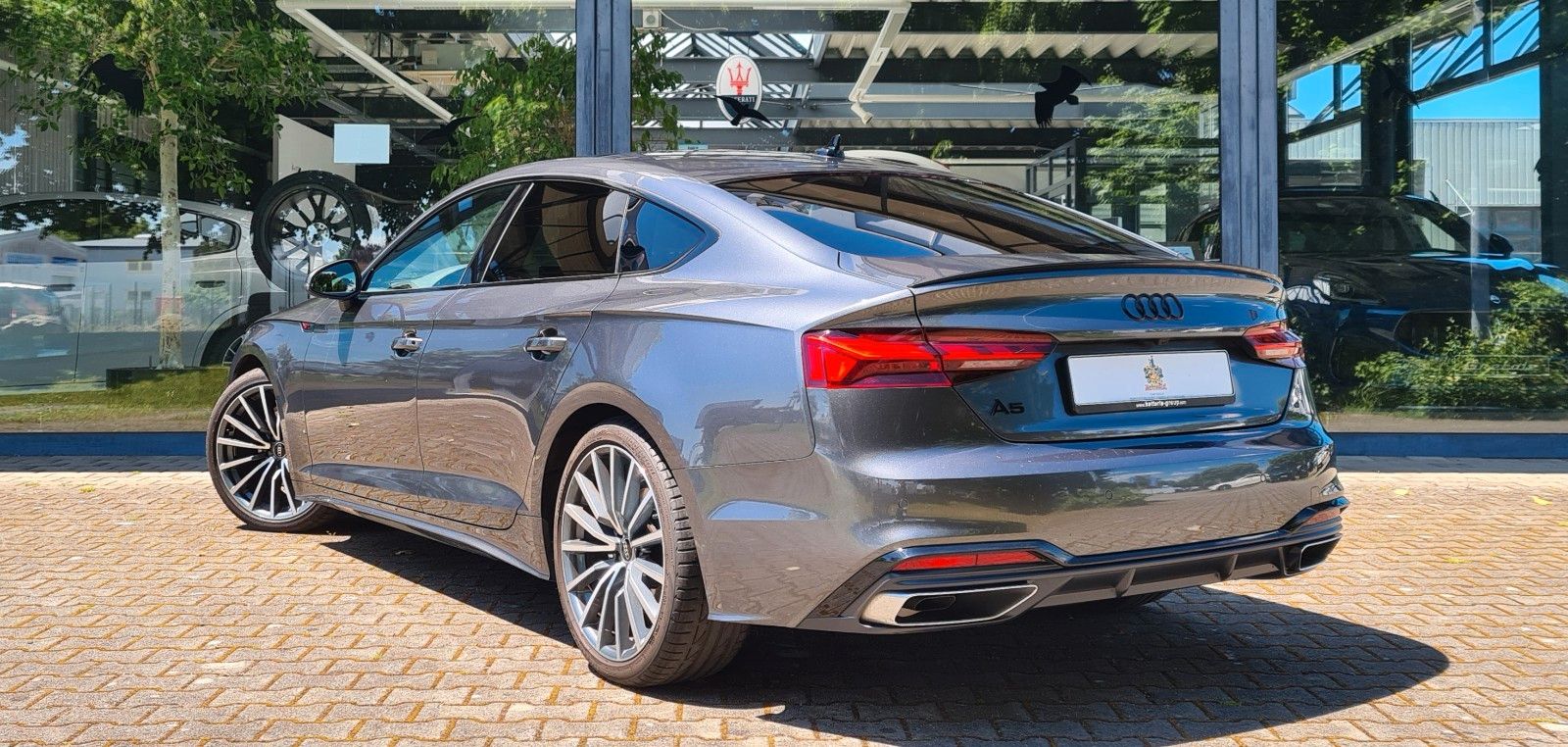 Fahrzeugabbildung Audi A5 35 TFSI S tronic Sportback S line/ Garantie