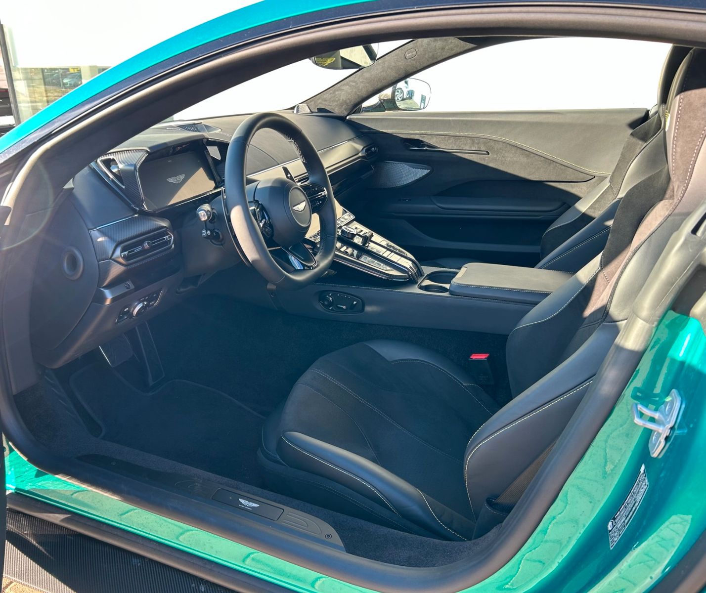 Fahrzeugabbildung Aston Martin Vantage Next Generation / Podium Green