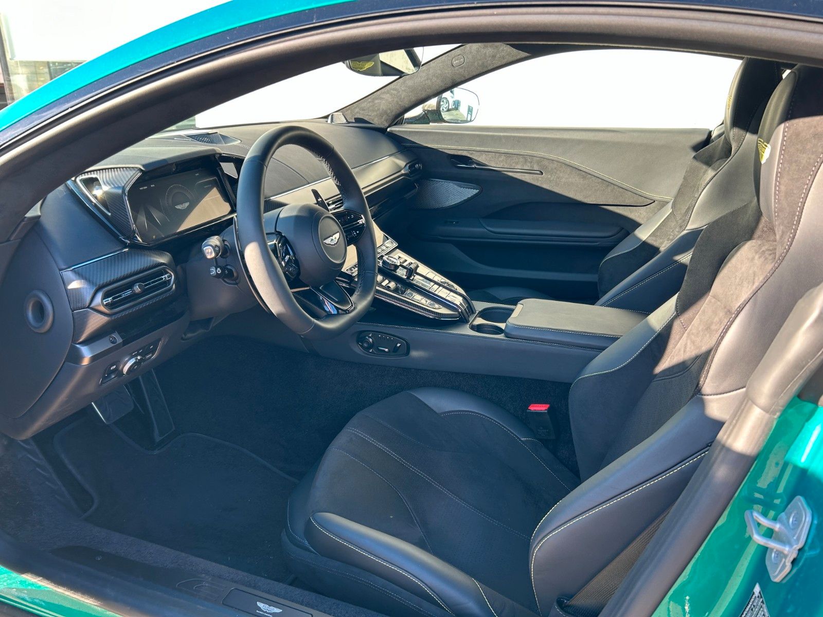 Fahrzeugabbildung Aston Martin Vantage Next Generation / Podium Green