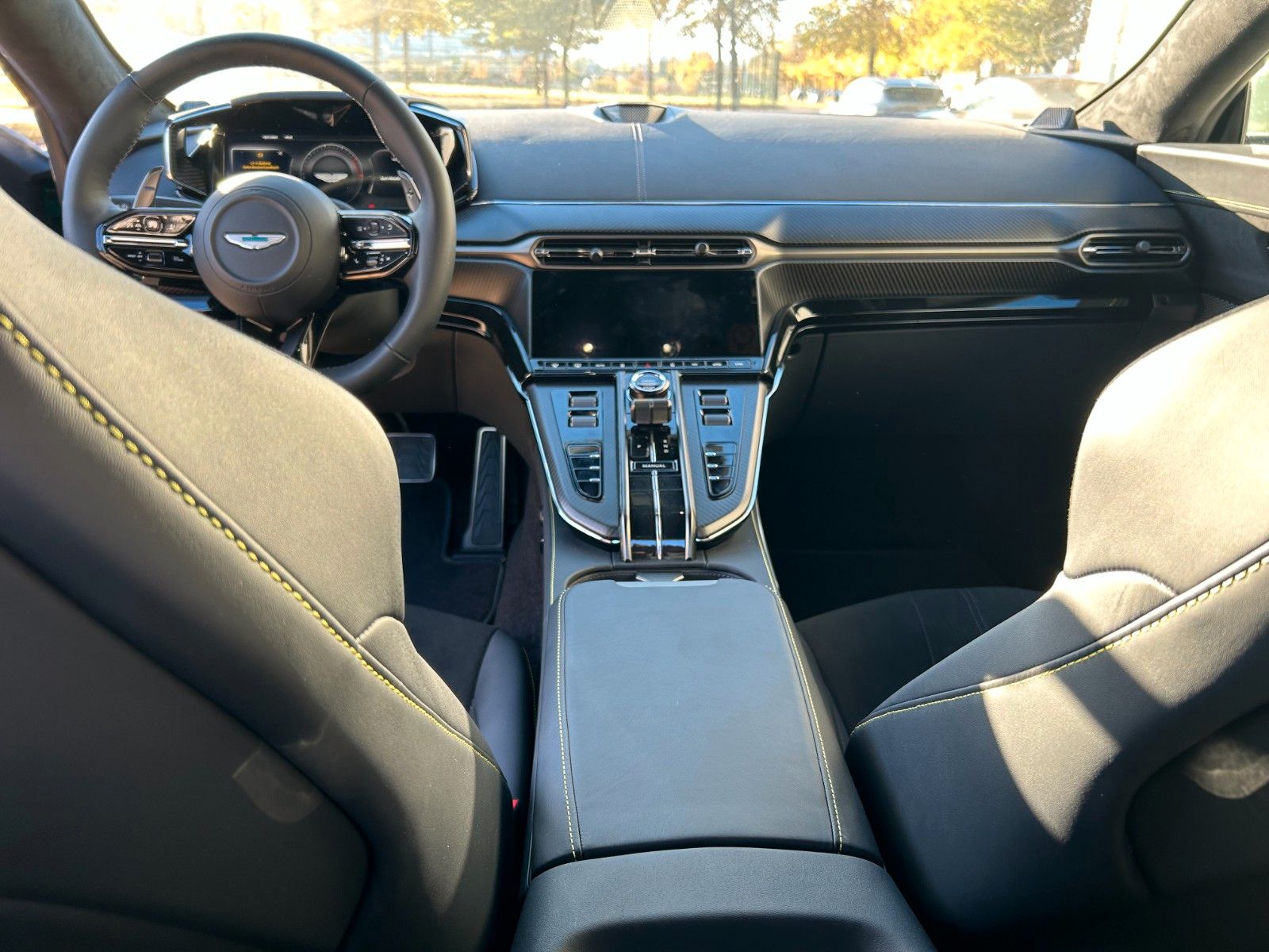 Fahrzeugabbildung Aston Martin Vantage Next Generation / Podium Green