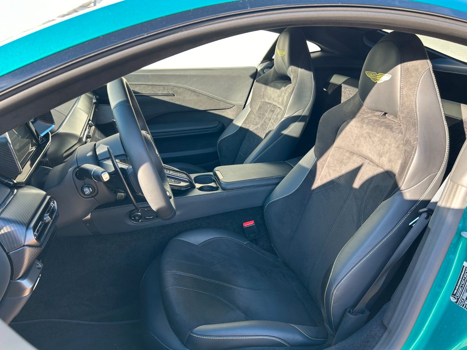 Fahrzeugabbildung Aston Martin Vantage Next Generation / Podium Green