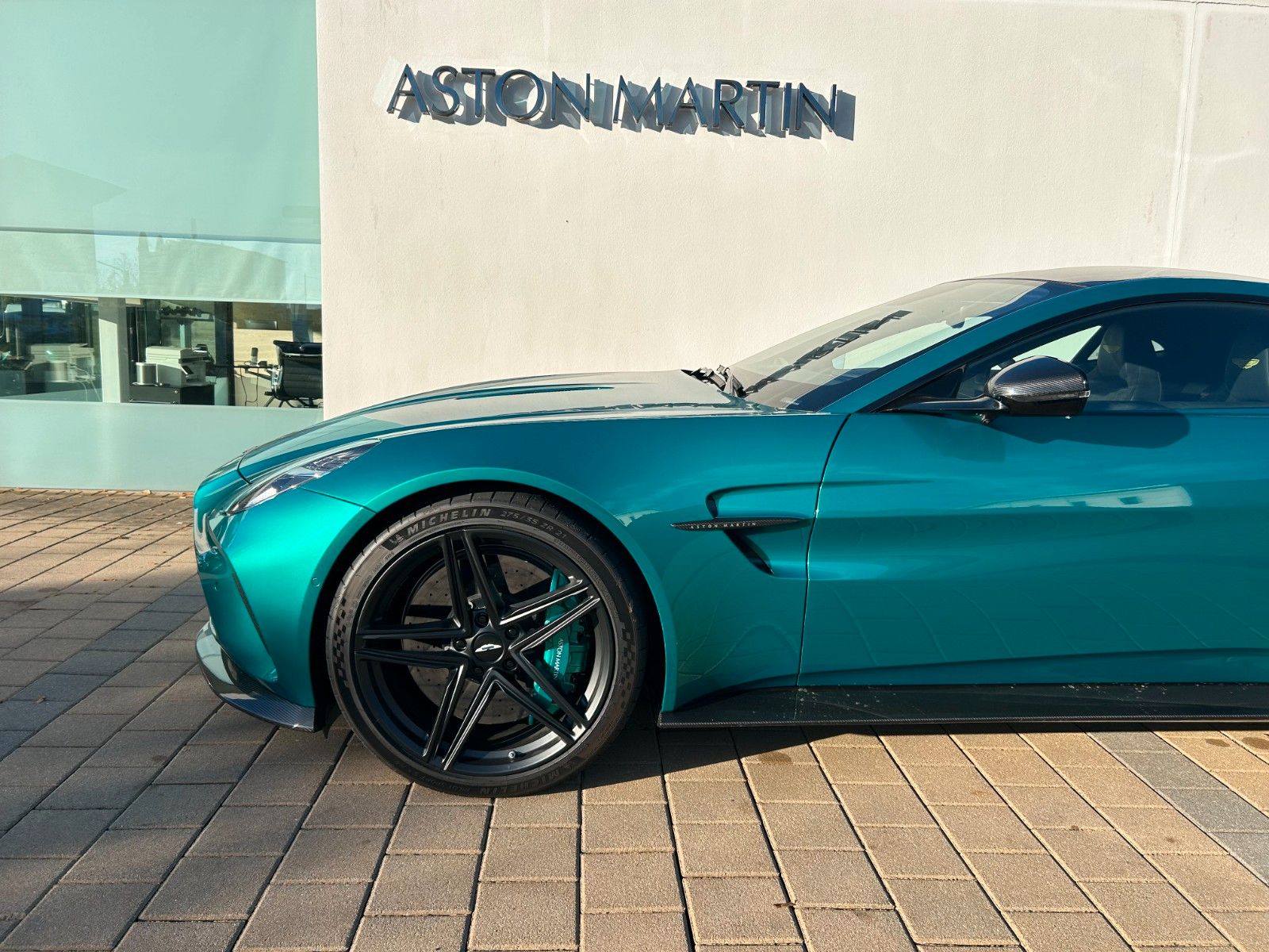 Fahrzeugabbildung Aston Martin Vantage Next Generation / Podium Green