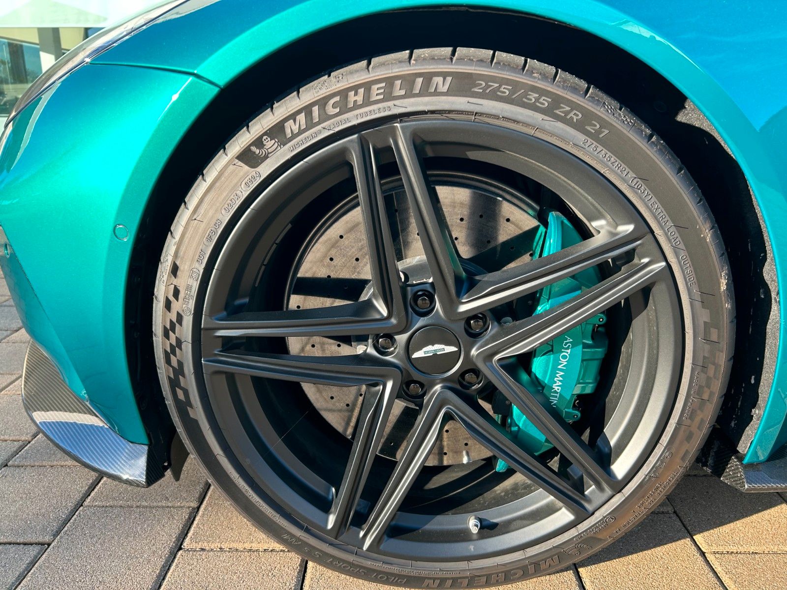 Fahrzeugabbildung Aston Martin Vantage Next Generation / Podium Green