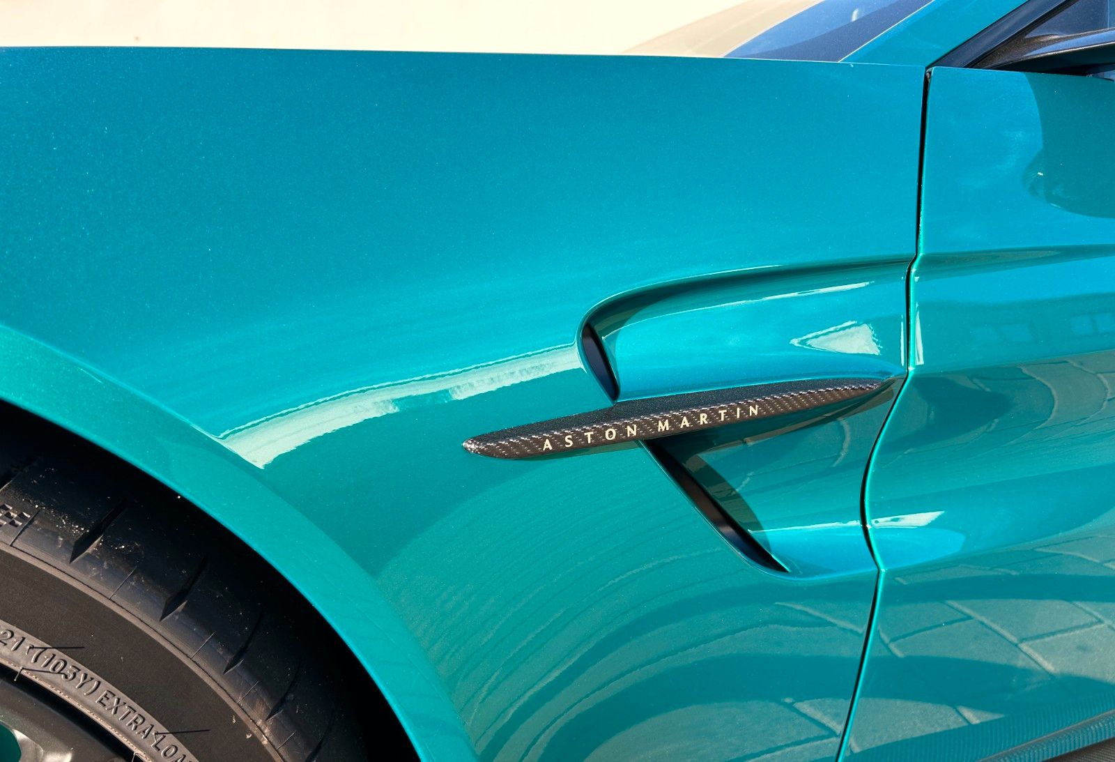 Fahrzeugabbildung Aston Martin Vantage Next Generation / Podium Green