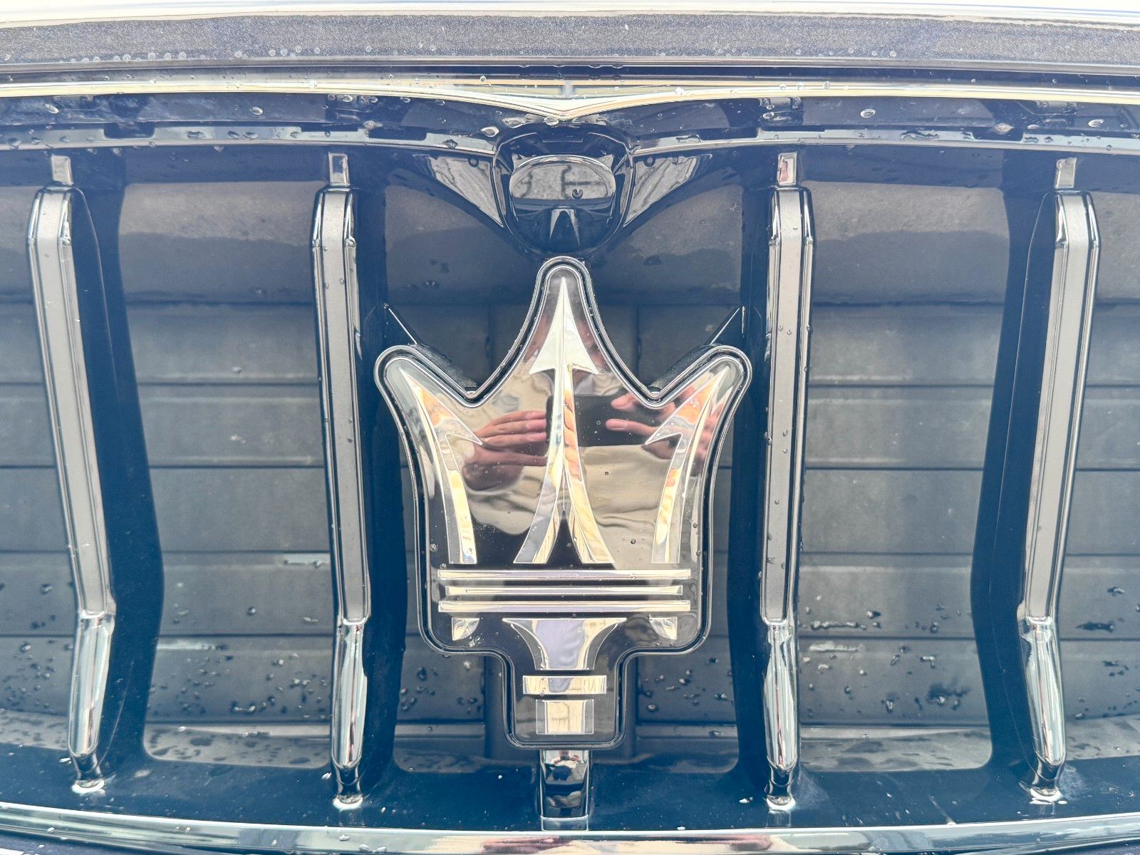 Fahrzeugabbildung Maserati Levante Modena S/ Garantie/ Erstbesitz