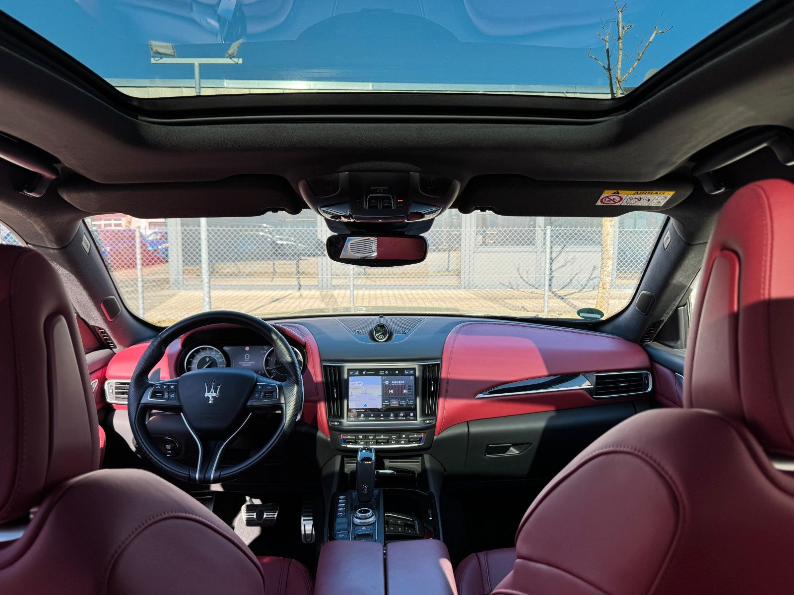 Fahrzeugabbildung Maserati Levante Modena S/ Garantie/ Erstbesitz