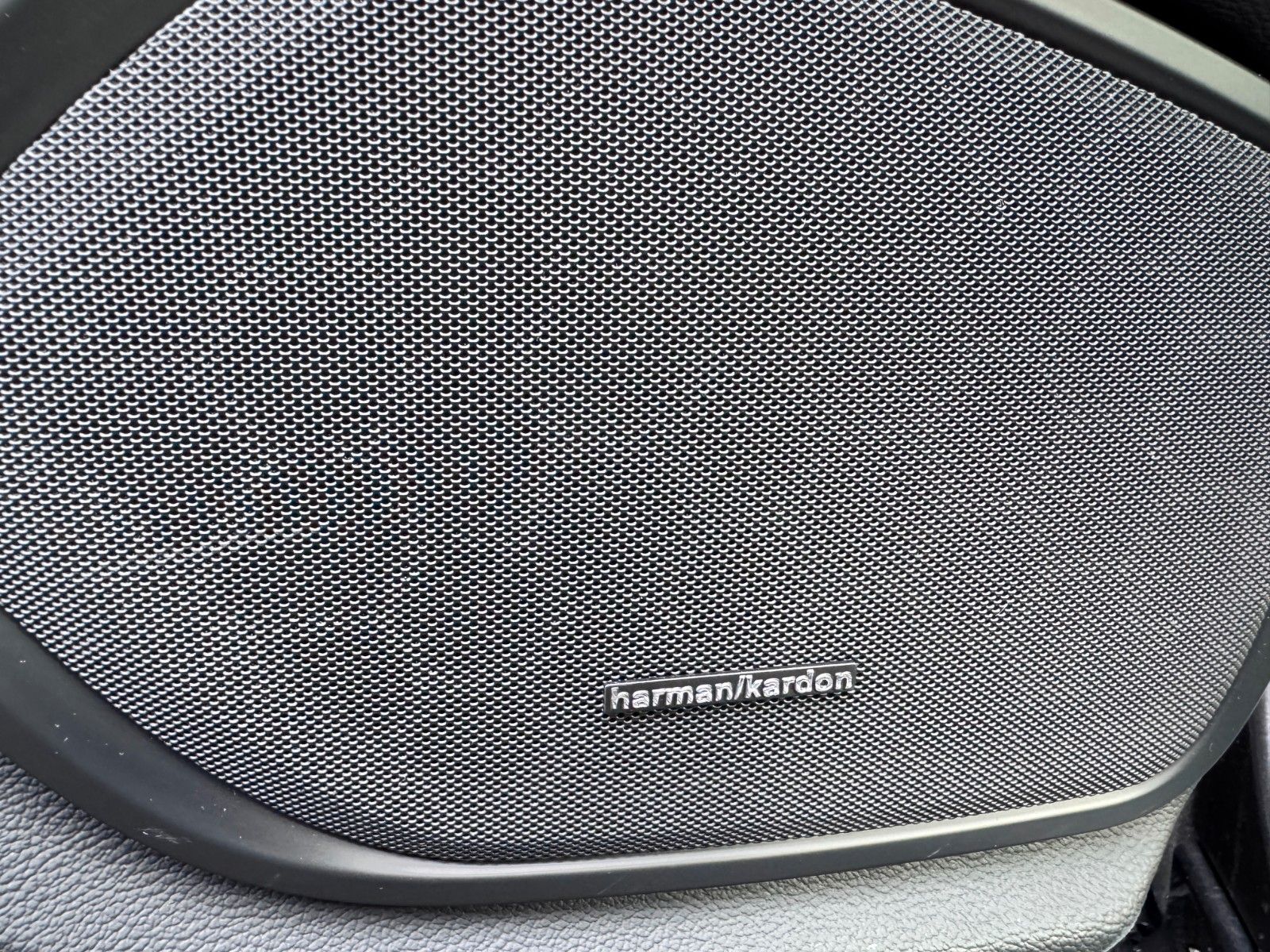 Fahrzeugabbildung Maserati Ghibli GT GranSport/1.Hd./GARANTIE/Fahrassist+