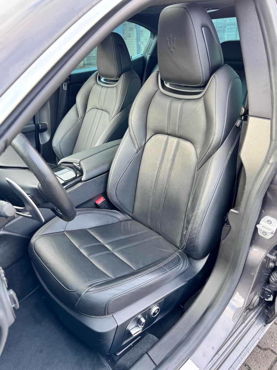 Fahrzeugabbildung Maserati Ghibli GT GranSport/1.Hd./GARANTIE/Fahrassist+