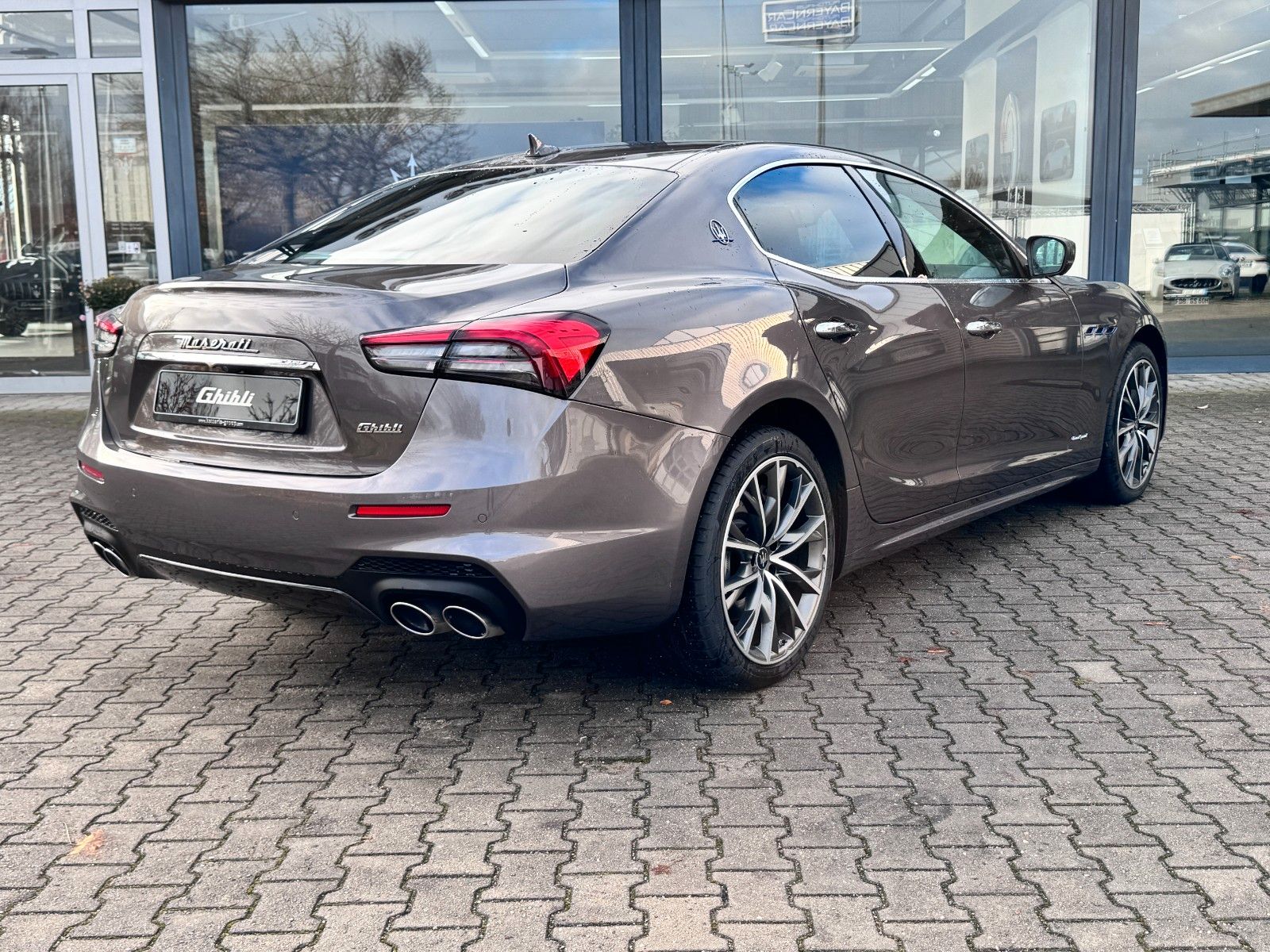 Fahrzeugabbildung Maserati Ghibli GT GranSport/1.Hd./GARANTIE/Fahrassist+
