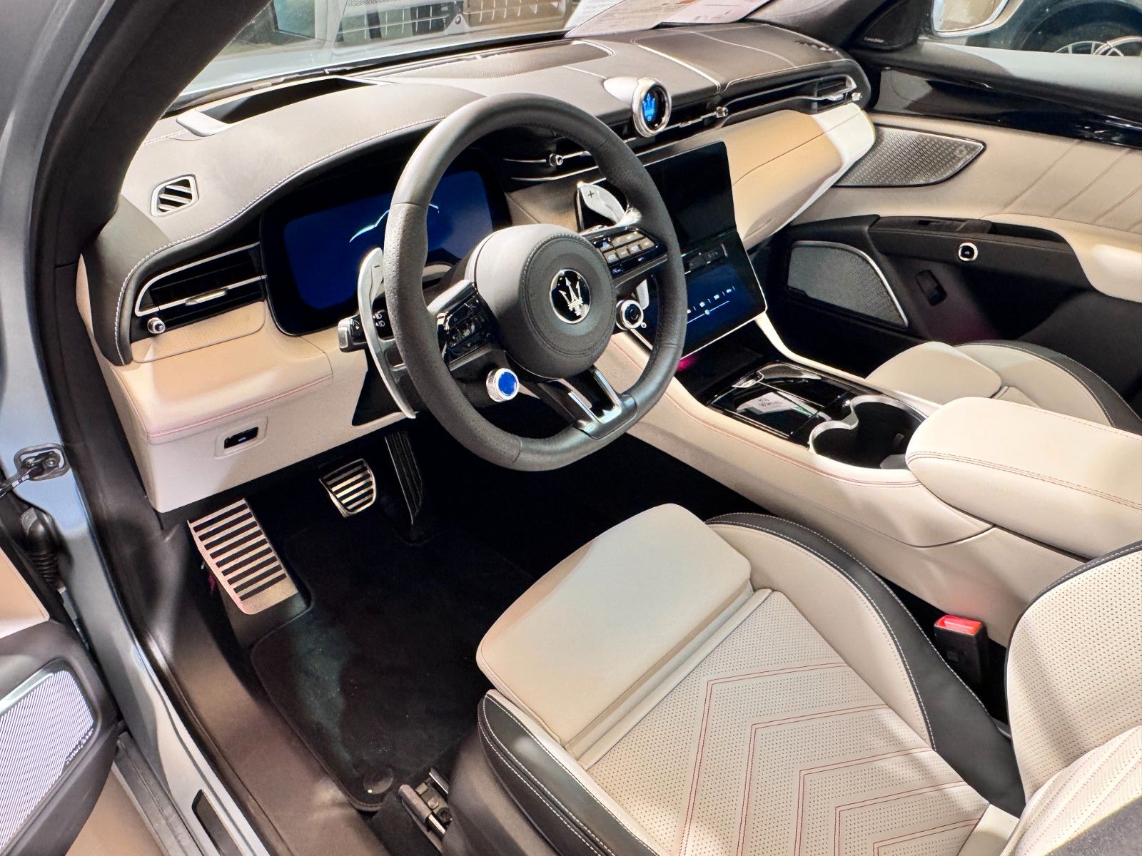 Fahrzeugabbildung Maserati Grecale Trofeo MY25/SPECIAL ONE off in EUROPE!