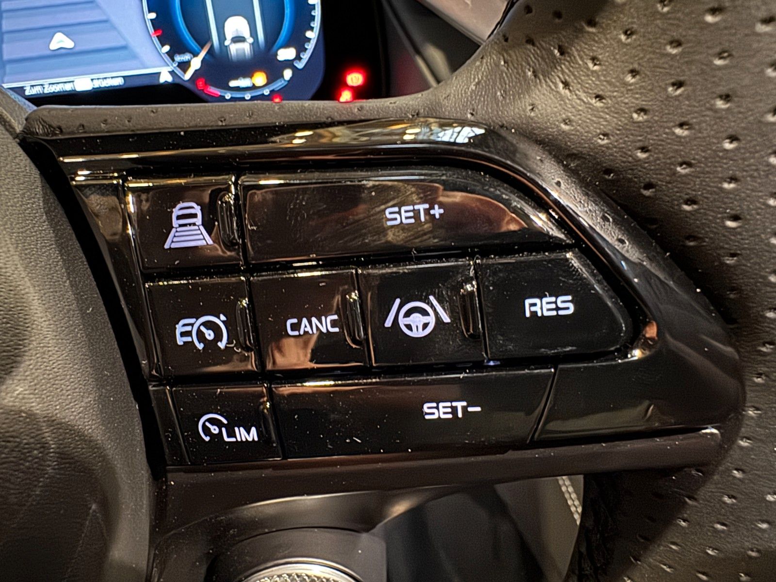 Fahrzeugabbildung Maserati Grecale TROFEO MY25/ Nikolaus Deal*