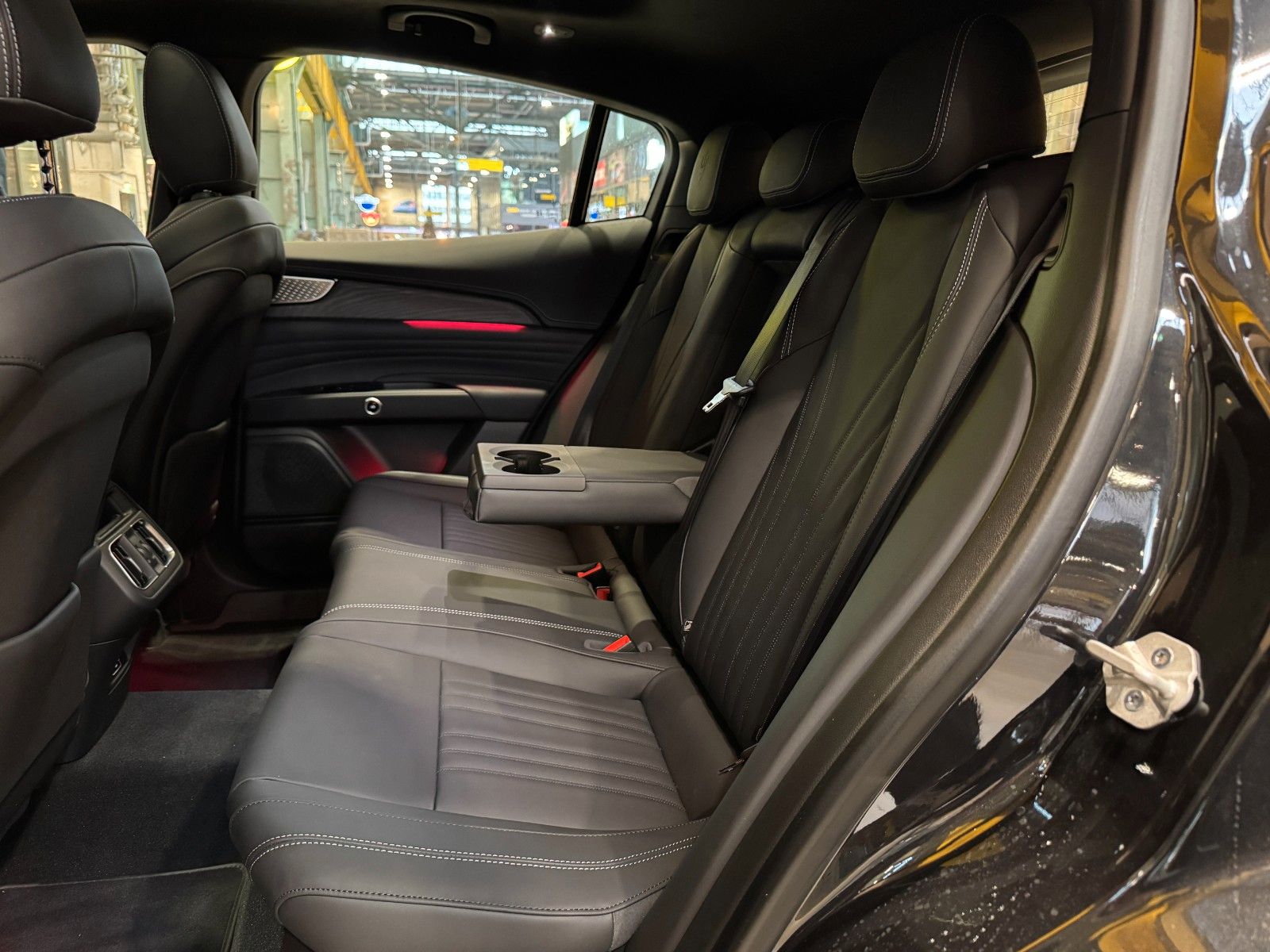 Fahrzeugabbildung Maserati Grecale/MY25/Panoramadach/ Ganzjahresreifen