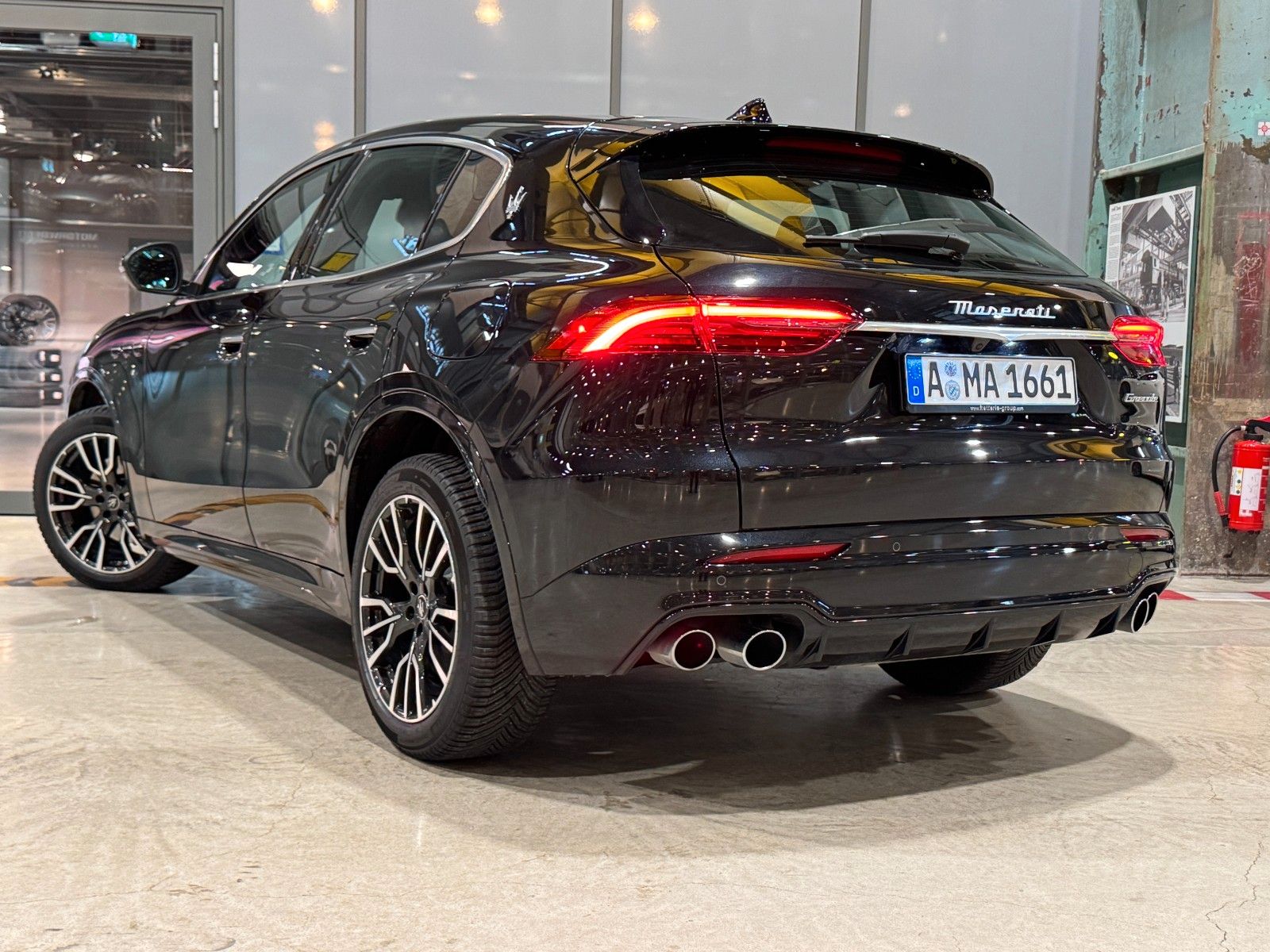 Fahrzeugabbildung Maserati Grecale/MY25/Panoramadach/ Ganzjahresreifen