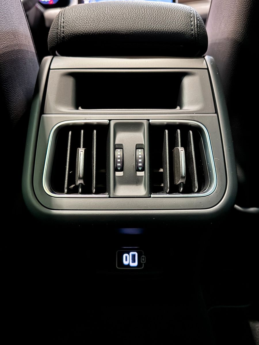 Fahrzeugabbildung Maserati Grecale PANO/Technikpak./ Ganzjahresreifen Alpin