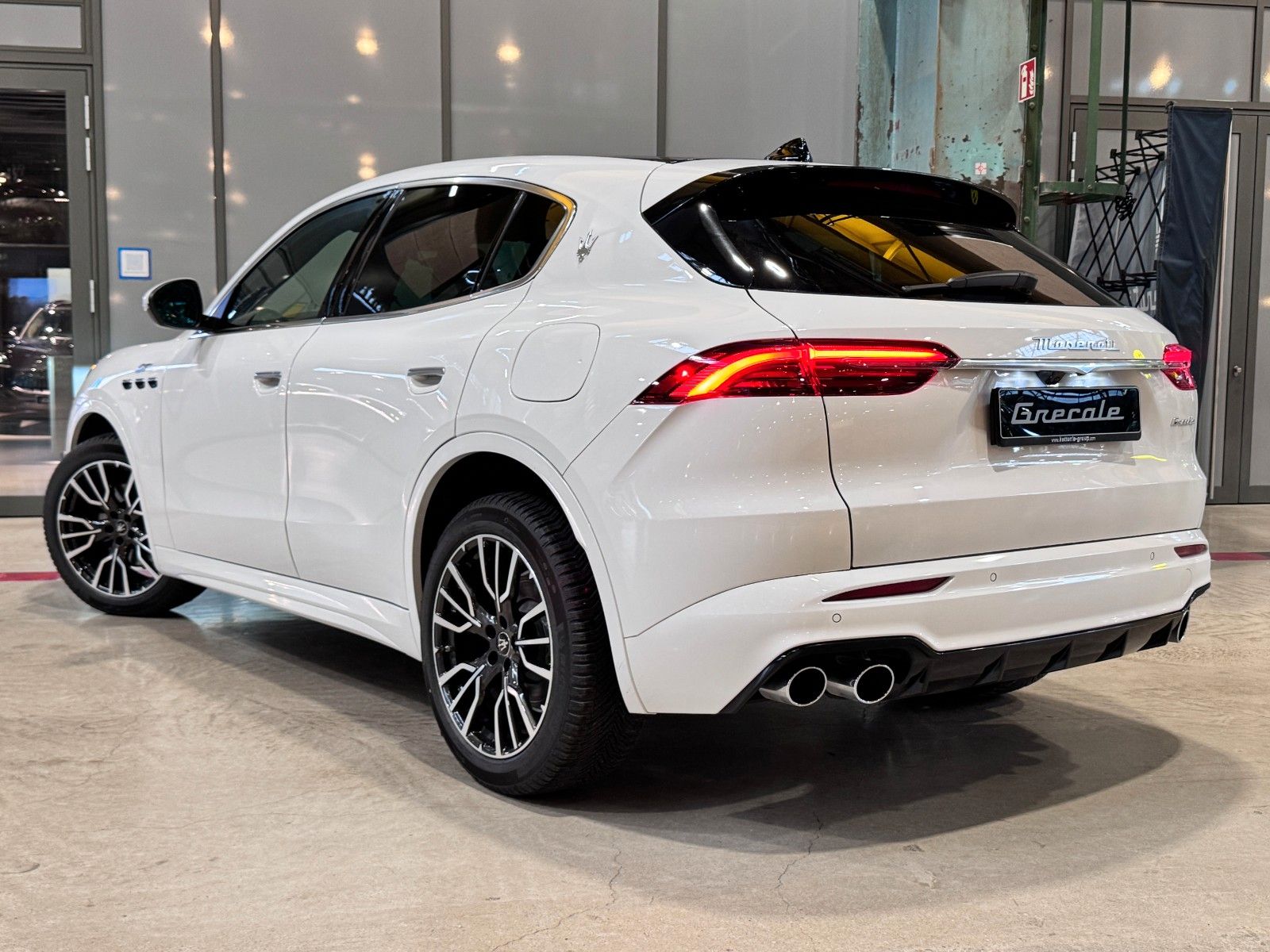 Fahrzeugabbildung Maserati Grecale PANO/Technikpak./ Ganzjahresreifen Alpin