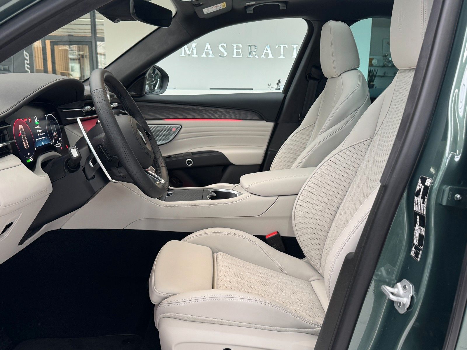 Fahrzeugabbildung Maserati Grecale BEV MY26/Klima+Techpaket/360°