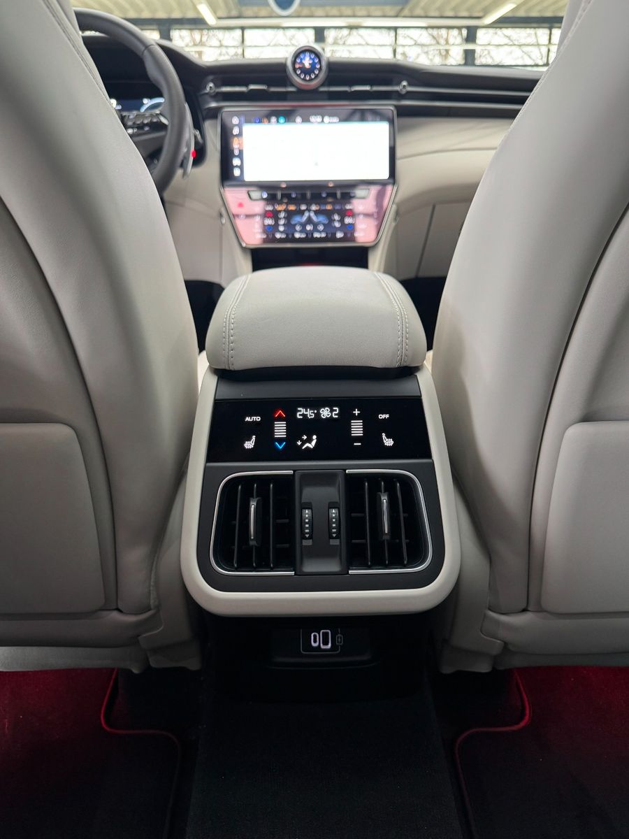 Fahrzeugabbildung Maserati Grecale BEV MY26/Klima+Techpaket/360°