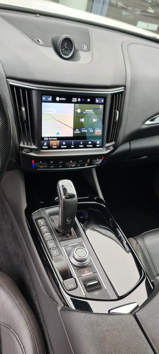 Fahrzeugabbildung Maserati Levante Modena S/12M Garantie/AHK/1.Hd.