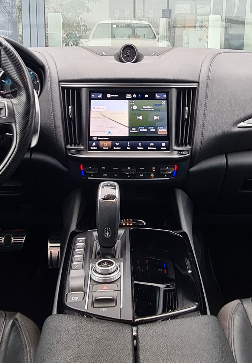 Fahrzeugabbildung Maserati Levante Modena S/12M Garantie/AHK/1.Hd.