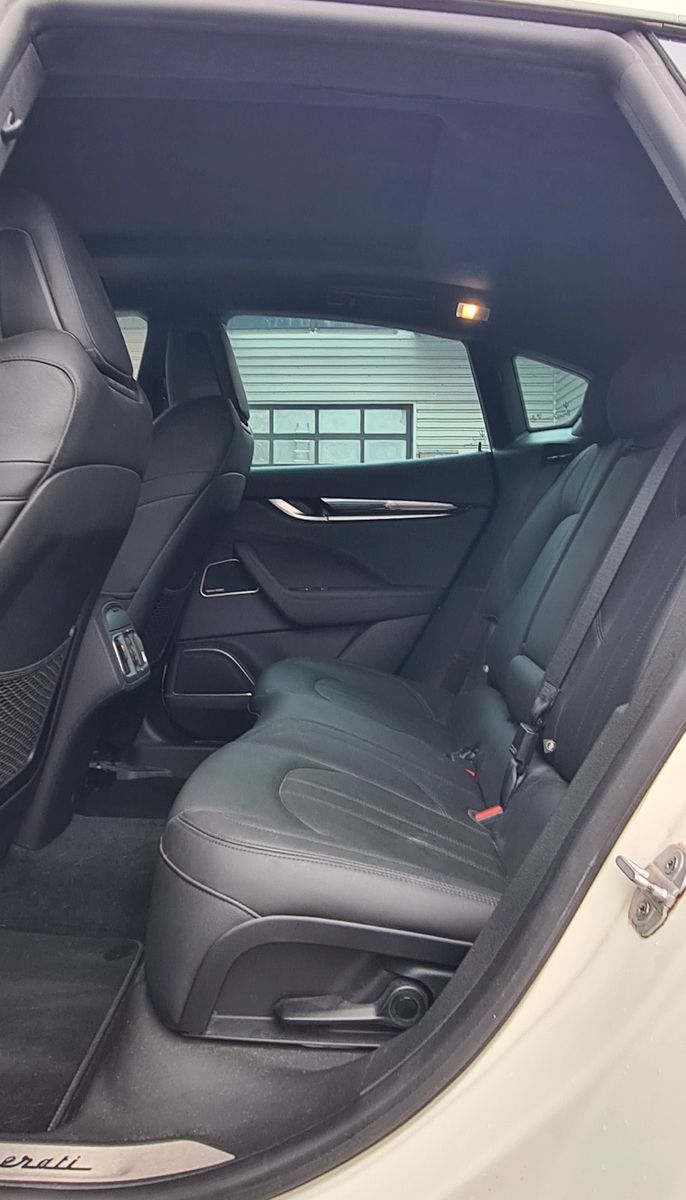 Fahrzeugabbildung Maserati Levante Modena S/12M Garantie/AHK/1.Hd.