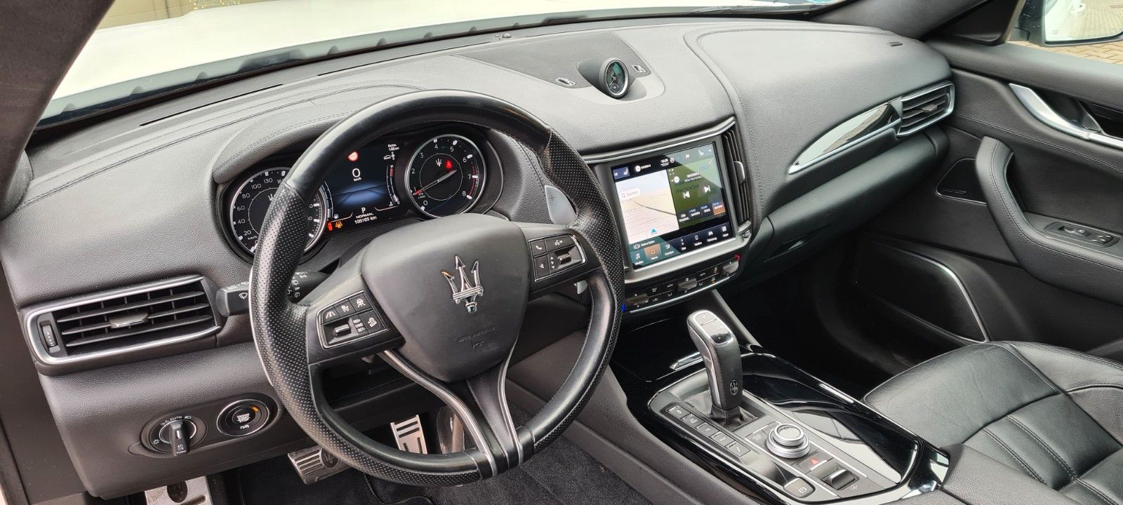 Fahrzeugabbildung Maserati Levante Modena S/12M Garantie/AHK/1.Hd.