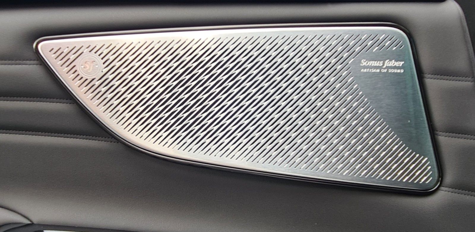 Fahrzeugabbildung Maserati Grecale MODENA / Skyhook/ Head-Up/ 5J Garantie