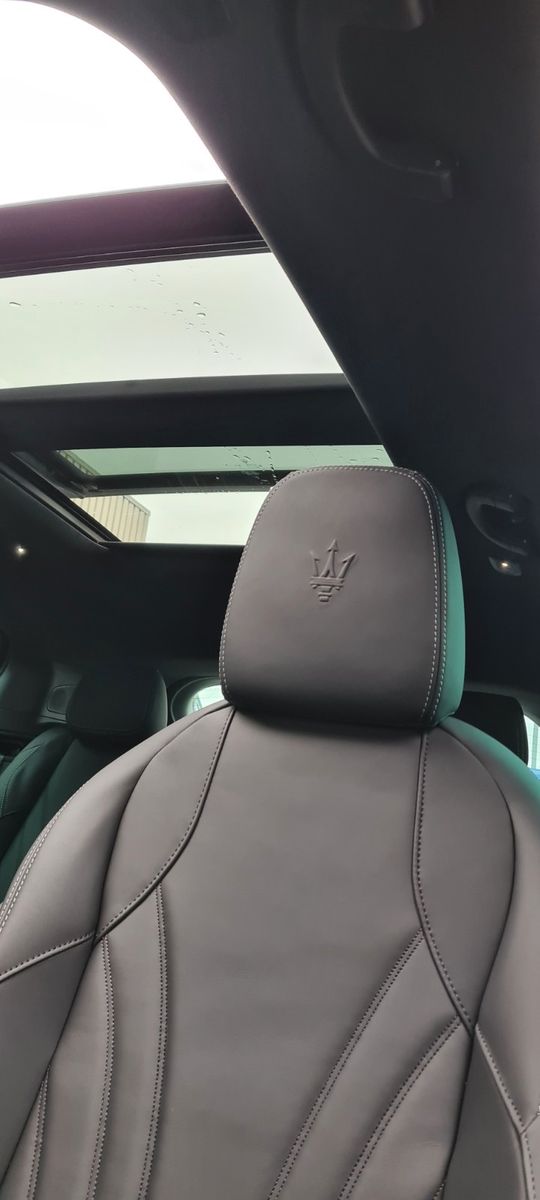 Fahrzeugabbildung Maserati Grecale MODENA / Skyhook/ Head-Up/ 5J Garantie