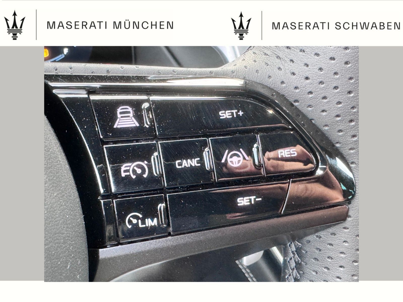 Fahrzeugabbildung Maserati Grecale/ Head-Up/ Ganzjahresreifen/ Panoramadach