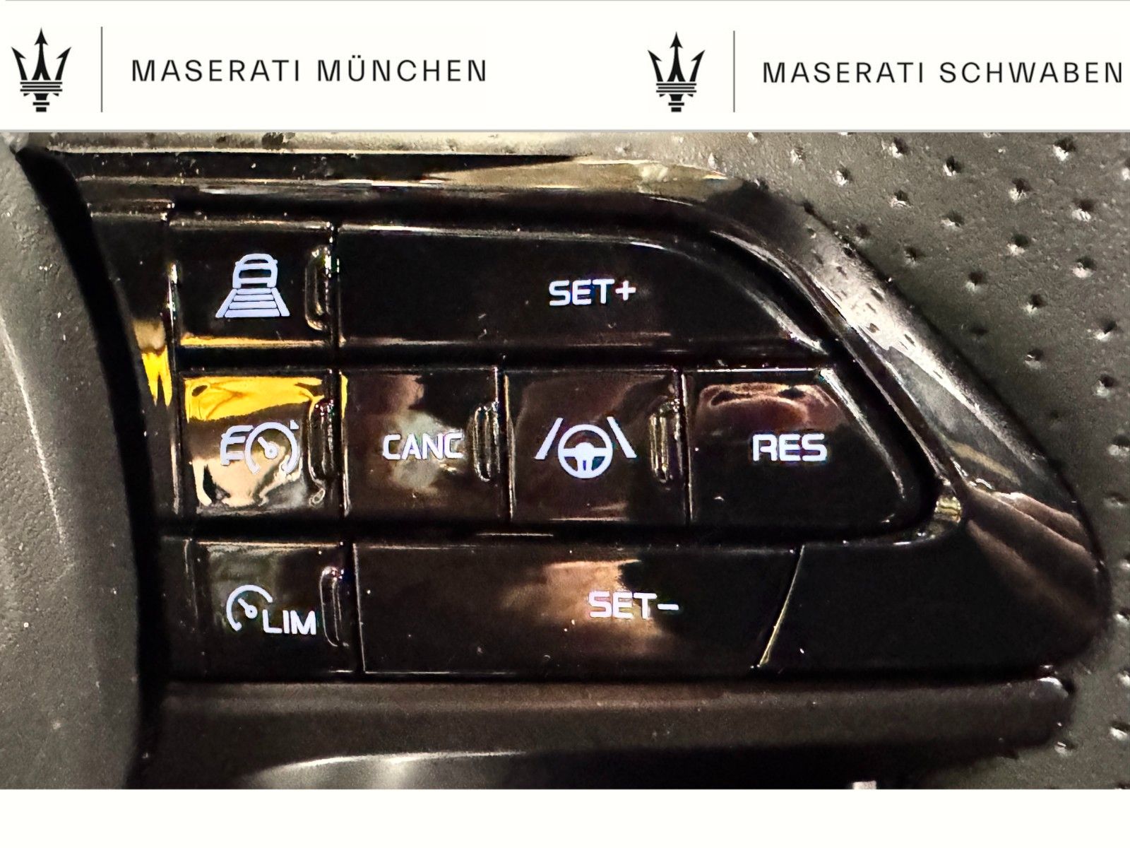 Fahrzeugabbildung Maserati Grecale PANO/Technikpak./ Ganzjahresreifen Alpin