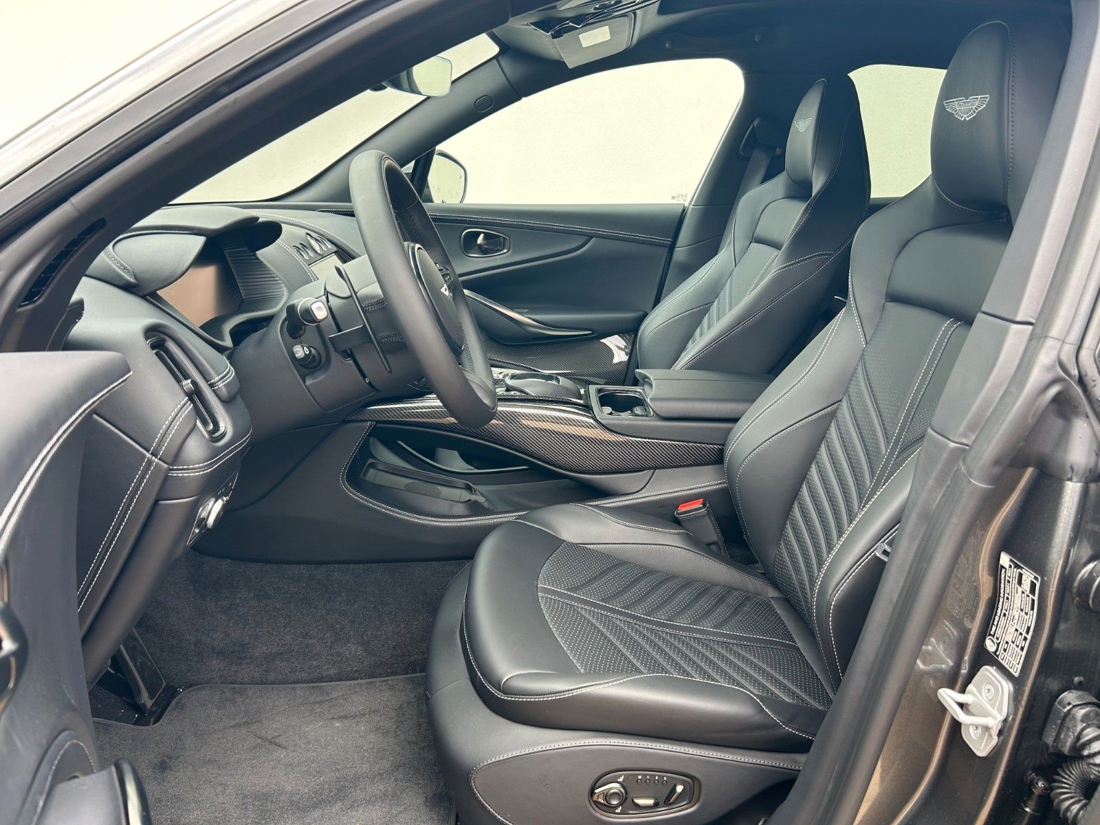 Fahrzeugabbildung Aston Martin DBX707 - Aston Martin Memmingen