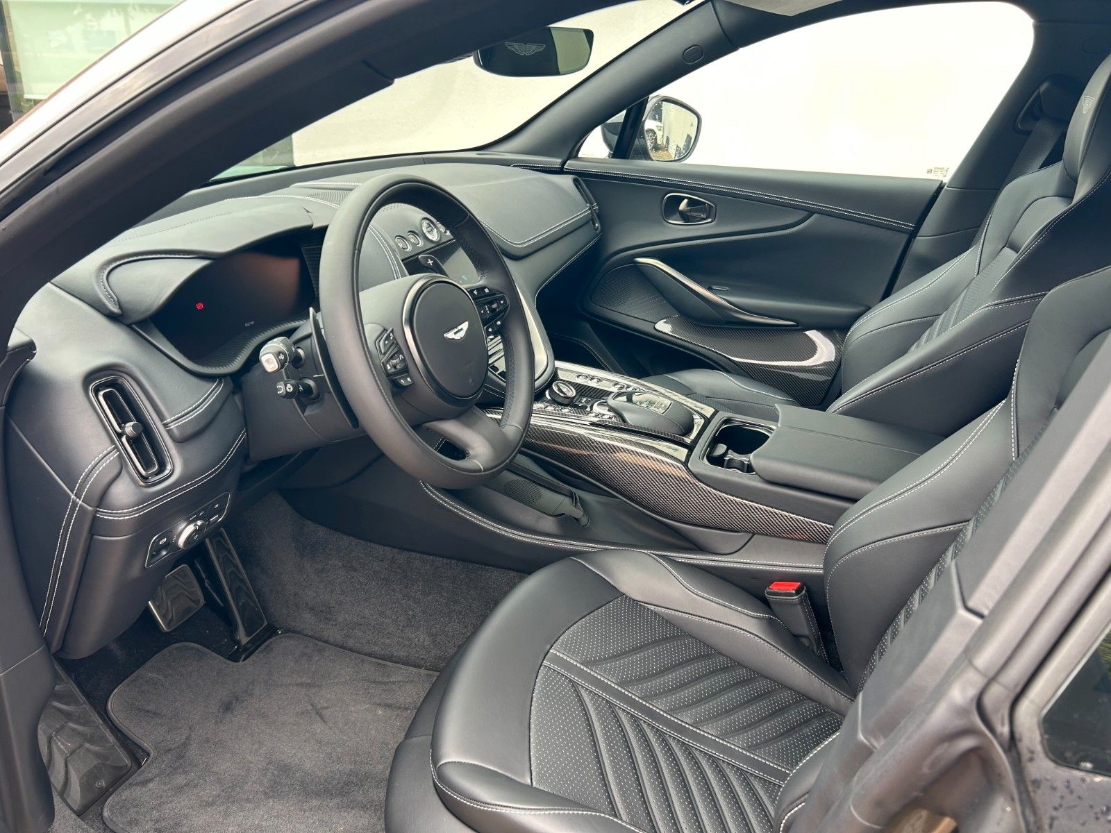 Fahrzeugabbildung Aston Martin DBX707 - Aston Martin Memmingen