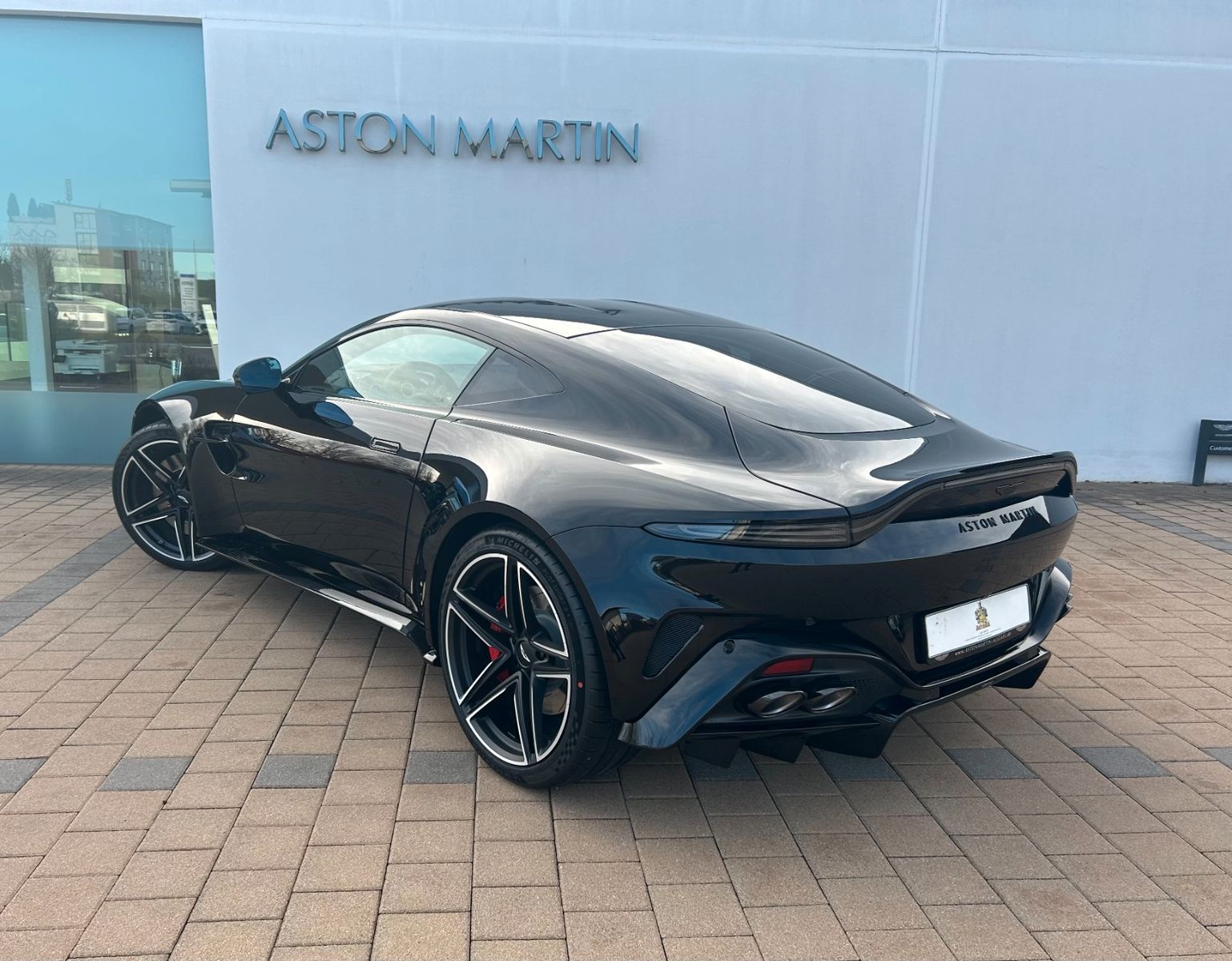 Fahrzeugabbildung Aston Martin V8 Vantage Next Generation