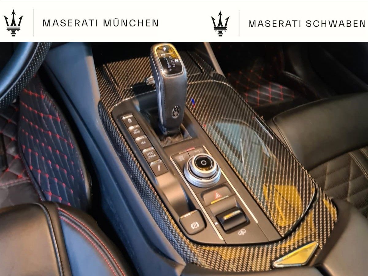 Fahrzeugabbildung Maserati Levante TROFEO/Exclusiv Interieur/22-Zoll