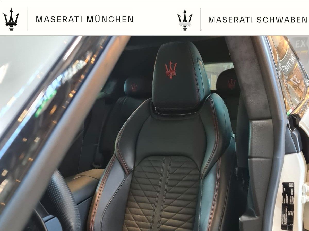 Fahrzeugabbildung Maserati Levante TROFEO/Exclusiv Interieur/22-Zoll