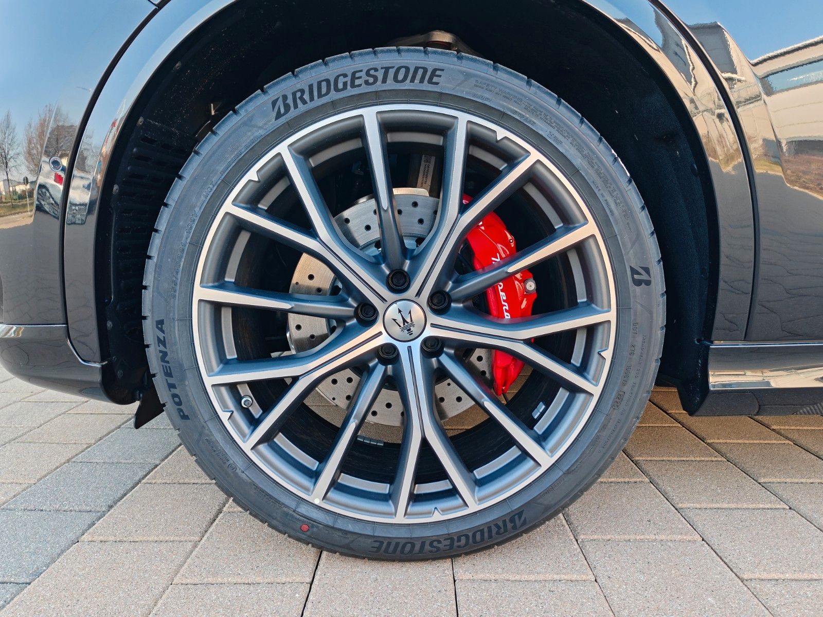 Fahrzeugabbildung Maserati Grecale 3.0 V6 Trofeo Auto 4WD