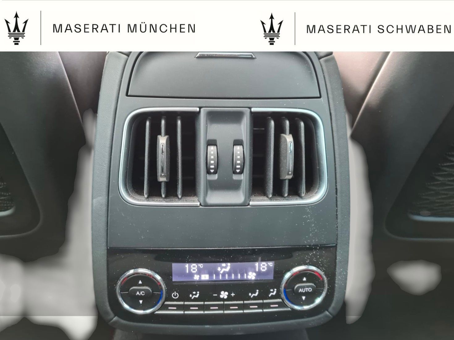 Fahrzeugabbildung Maserati Levante TROFEO/Blu Graphite/Facelift/ Garantie