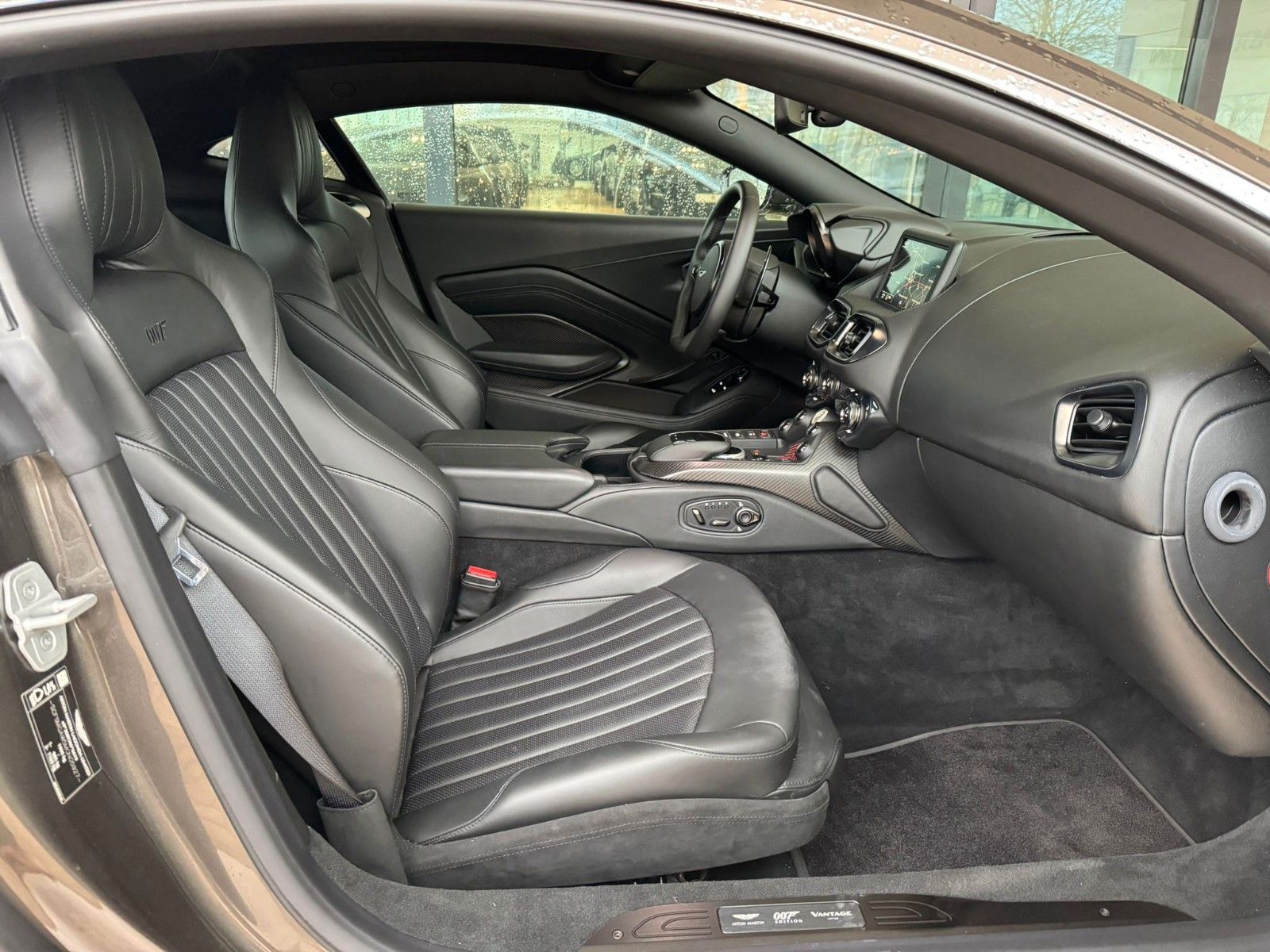 Fahrzeugabbildung Aston Martin V8 Vantage 007 Edition *Aston Martin Memmingen*