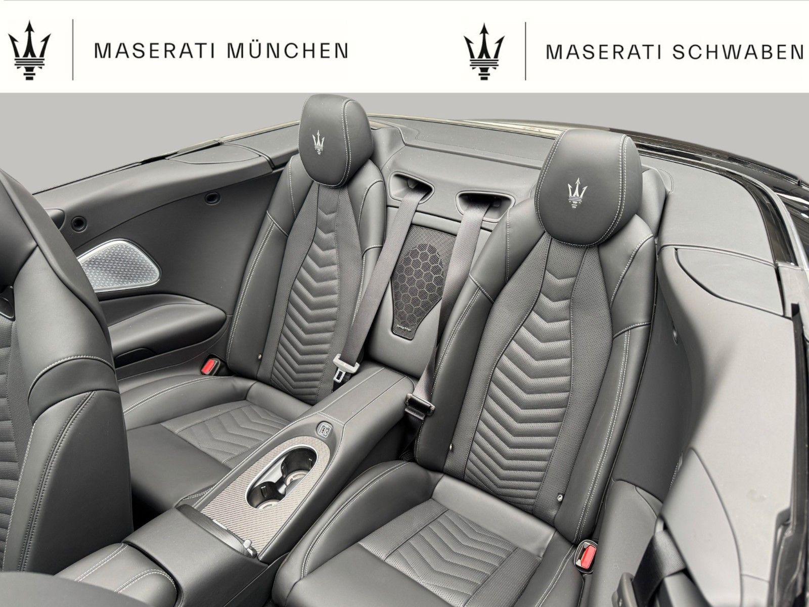 Fahrzeugabbildung Maserati GranCabrio Modena/ Aktionspaket April*