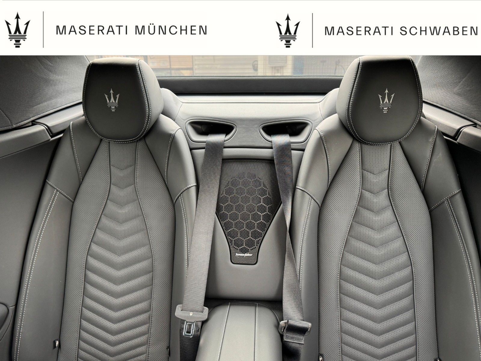 Fahrzeugabbildung Maserati GranCabrio Modena/ Aktionspaket April*